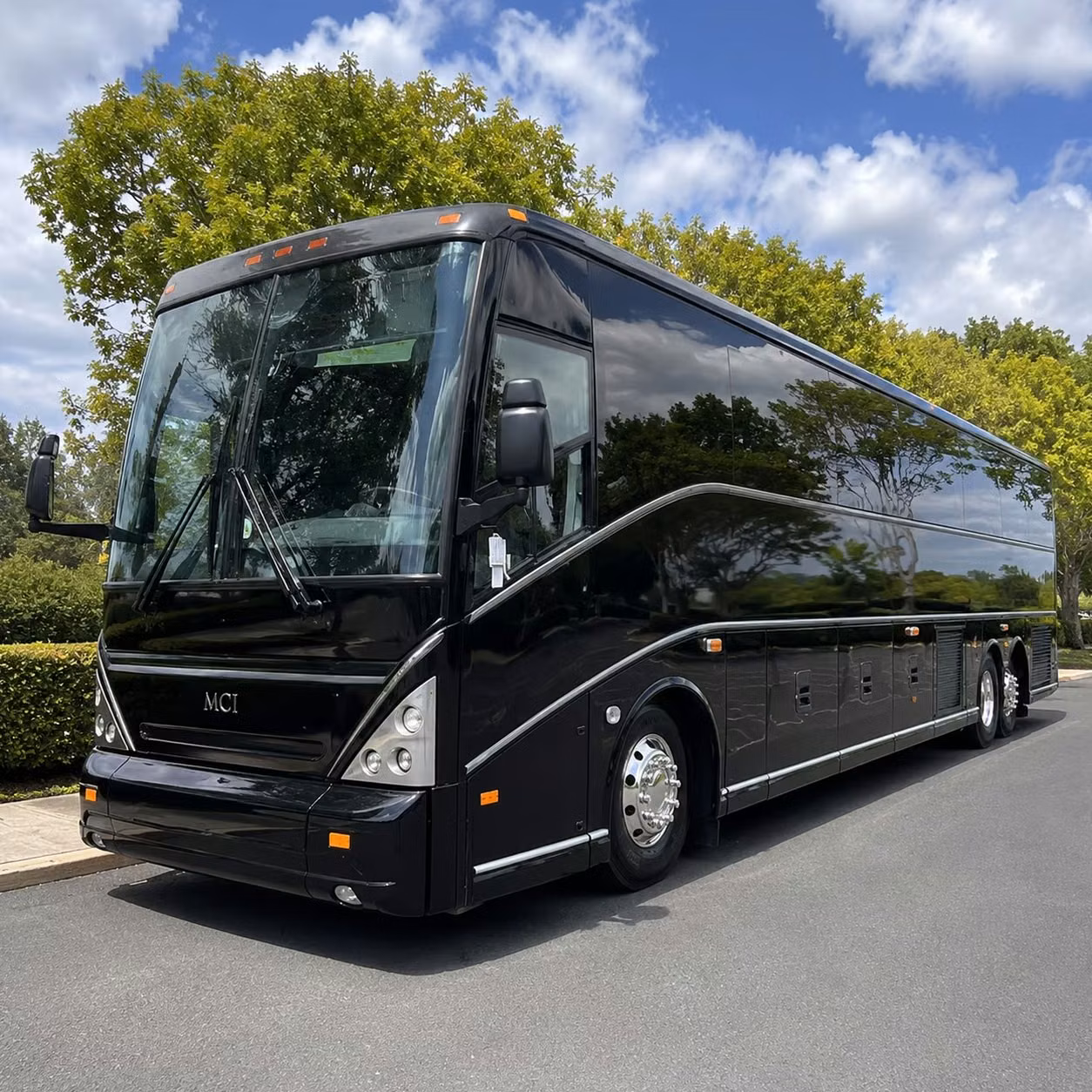 charter buses for corporate events at the ontario convention center and beyond